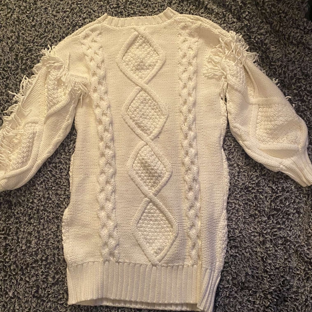 White knit dress